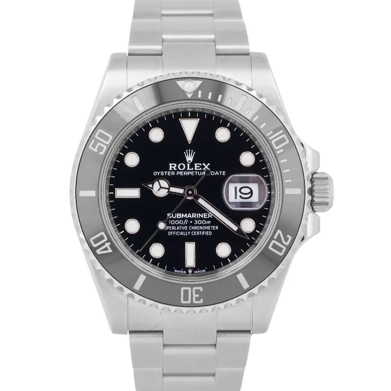 Luxury wristwatches-MINT 2023 PAPERS Rolex Submariner Date 41 BLACK Steel 41mm Watch 126610 LN BOX