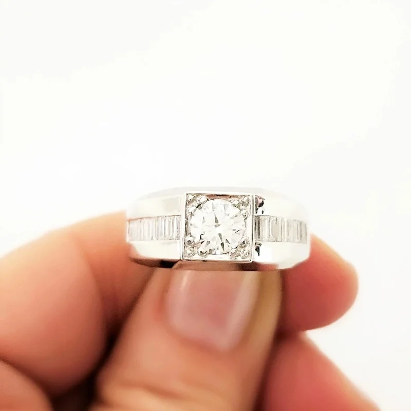 Oval-shaped diamond engagement rings for women-White Gold Man's Ring with a Center Diamond and Baguettes