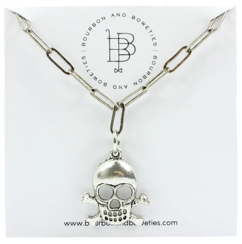 Diamond pendant necklace for women-Silver Skull Necklace