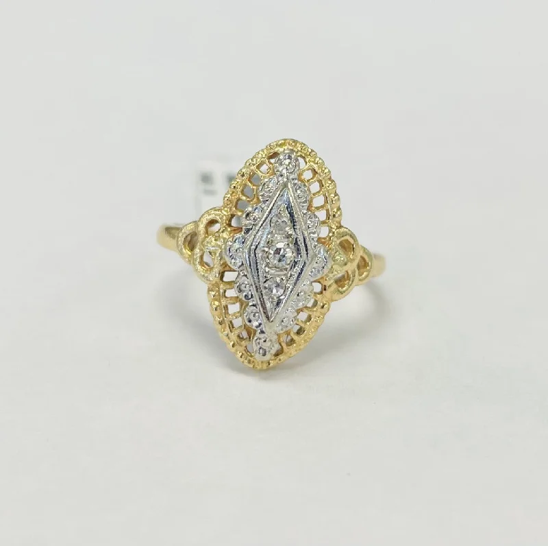 Custom gemstone engagement rings for women-Vintage Filigree Diamond Fashion Ring