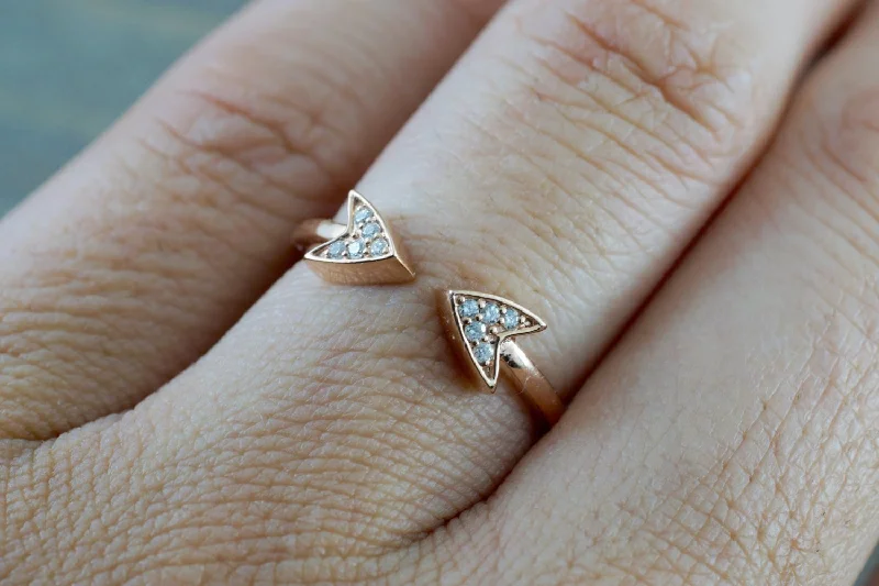 Engagement rings with bezel setting for women-14k Solid Rose Gold Diamond Double Arrow Open Triangle Tri Pyramidmid Fashion Ring Band Love