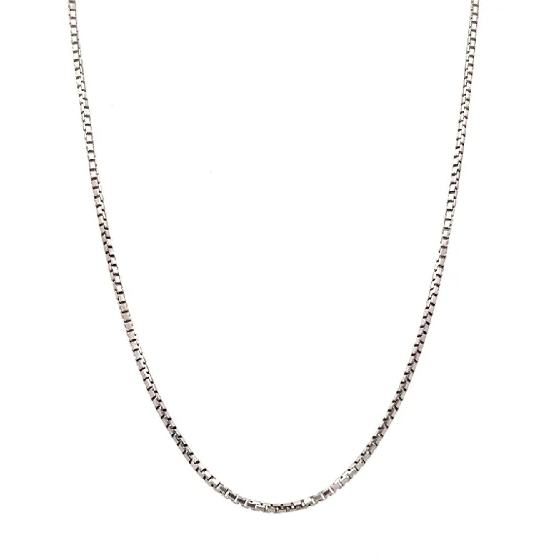 Vintage-inspired necklace for women-Estate 14K White Gold 1.10mm Box Chain Necklace