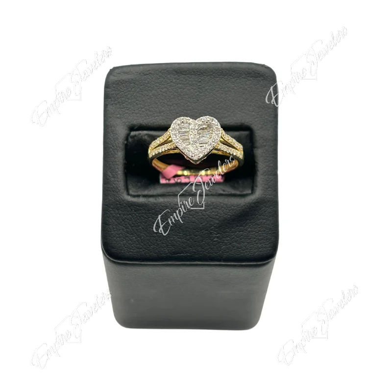 Heart-shaped ring for women-10KT DIAMOND HEART RING