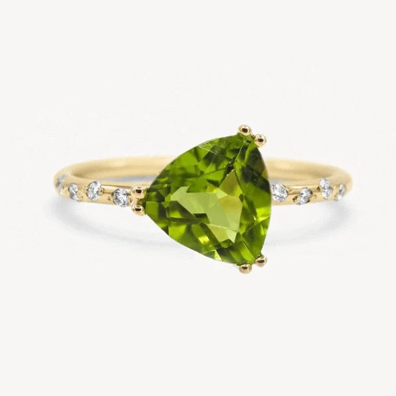 Bangle ring for women-Starry Peridot Trillion Ring