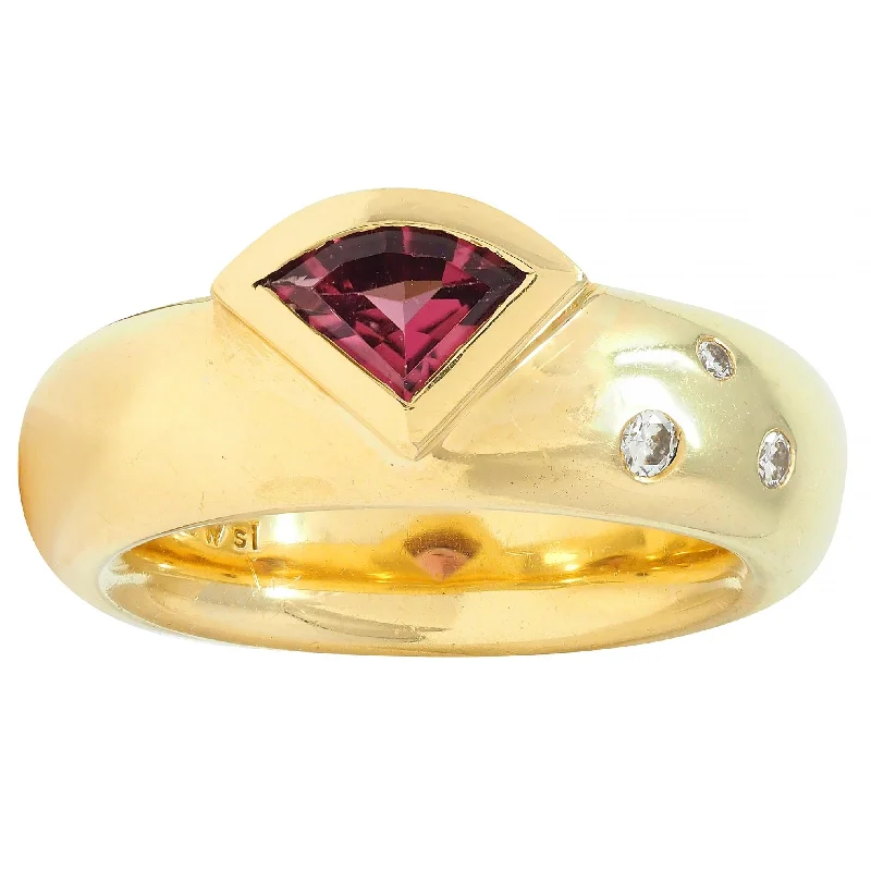 Designer gold ring for women-Contemporary Triangular Pink Topaz Diamond 18 Karat Yellow Gold Ring