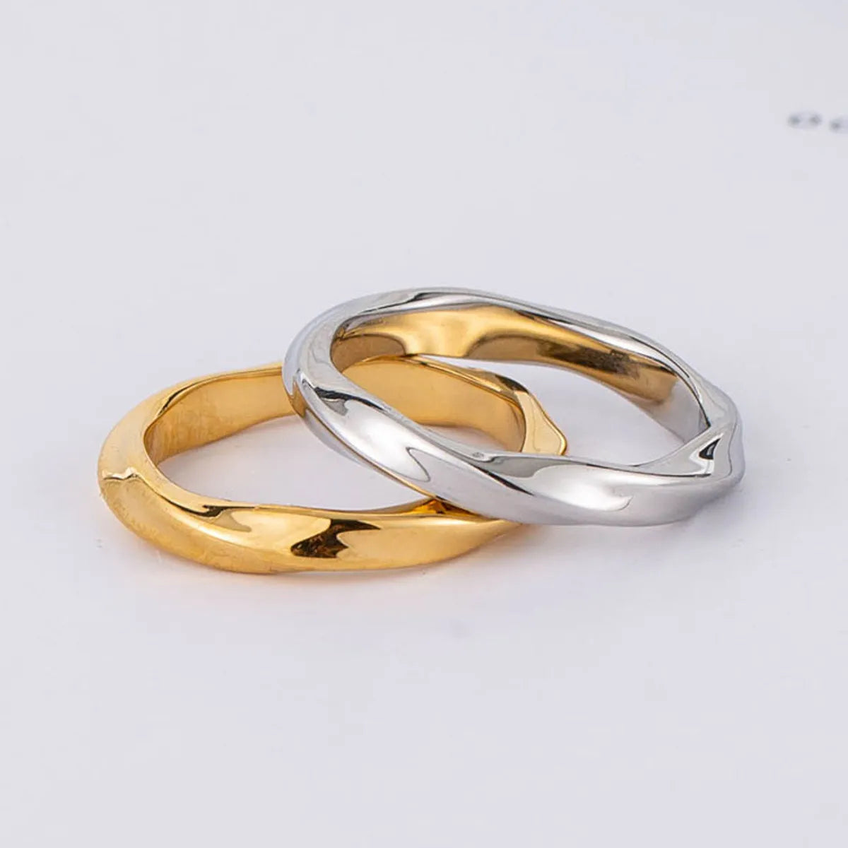 Pear-shaped ring for women-Wholesale Jewelry Elegant Geometric 316 Stainless Steel  18K Gold Plated Shiny Metallic Polishing Rings