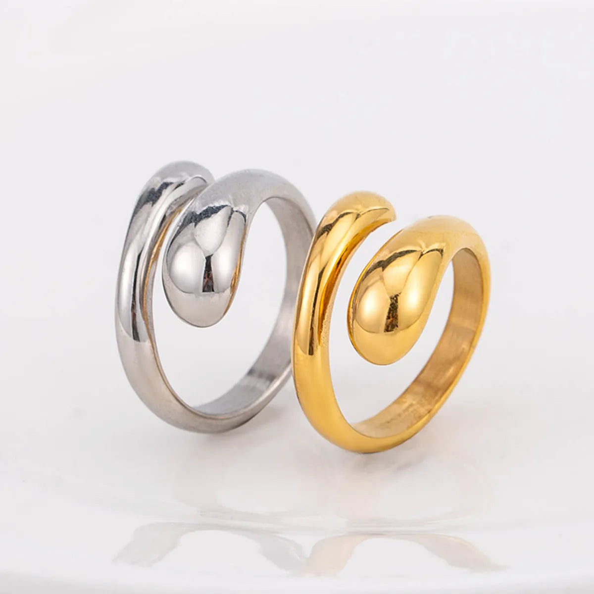 Round ring for women-Wholesale Jewelry Elegant Classic Style Solid Color 304 Stainless Steel 18K Gold Plated Irregular Plating Open Rings